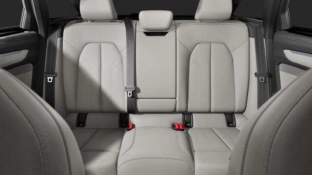 Audi A6 Avant 2.0 e-hybrid quattro S Edition One | 299 PK | SoH 100% | Trekhaak wegklapbaar | Bang & Olufsen premium 3D | 21" LM velgen | Head-up display | Matrix LED koplampen | S line |