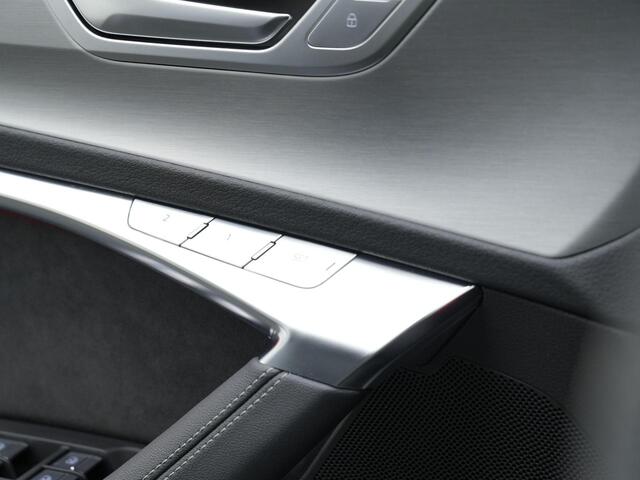 Audi A6 Avant 55 TFSI e 367 pk S-tronic quattro S edition Competition / S-Line | Panoramadak | Trekhaak | Sportstoelen plus | Geheugenstoel | HD Matrix LED | Head-up display | Bang & Olufsen