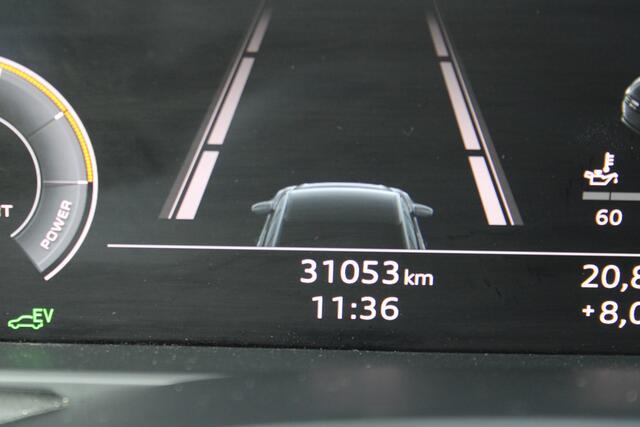 Audi A6 Avant 55 TFSI e quattro S-LINE S Competition PANO NAVI HUD MATRIX TH 31000KM!!!