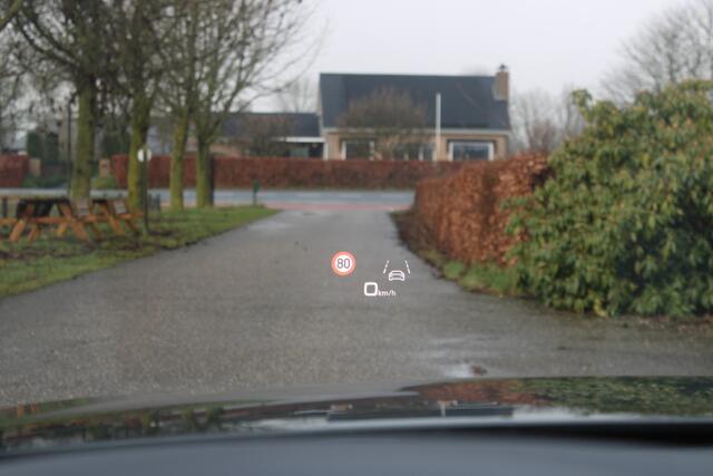 Audi A6 Avant 55 TFSI e quattro S-LINE S Competition PANO NAVI HUD MATRIX TH 31000KM!!!