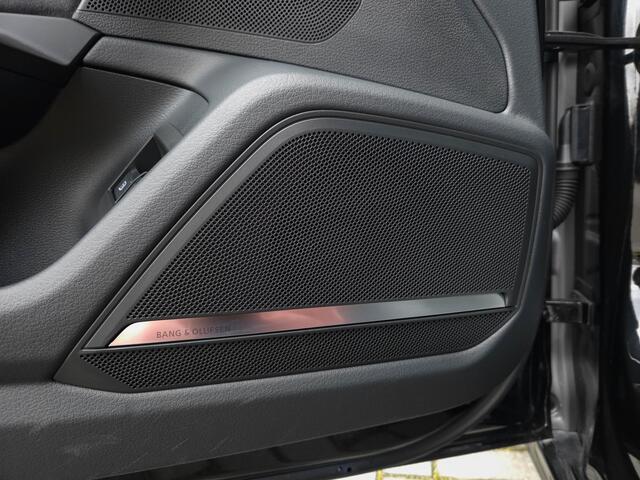 Audi A6 Avant 55 TFSI e quattro | Pano | RS stoel | HUD | B&O | 21" | All Black