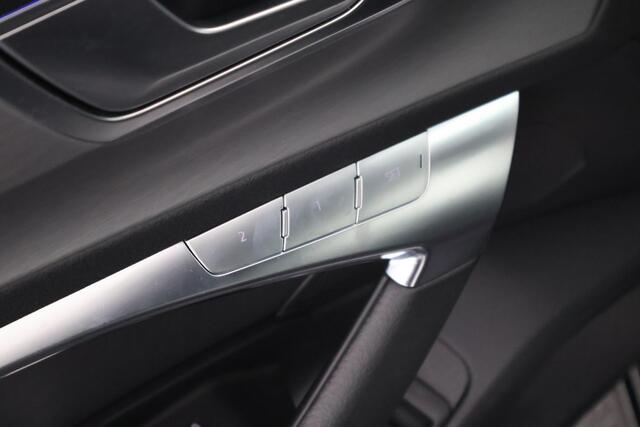 Audi A6 Avant 55 TFSI e 367pk quattro Competition Trekhaak 360Camera Head-Up Keyless Memory Virtual Cockpit Panoramadak Navigatie S-Line