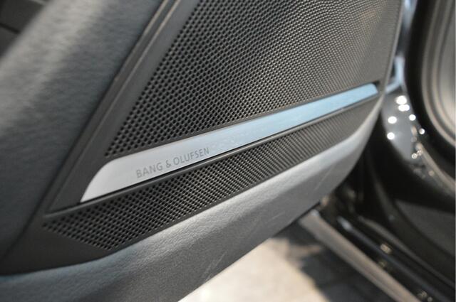 Audi A6 Avant 50 TFSI e quattro 3X S-LINE Pano HUD 360 camera B&O 20 inch !!