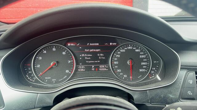 Audi A6 Avant 1.8 TFSI ultra S line Edition AUTOMAAT / TREKHAAK / FULL LED / NAVI / CLIMA / PDC / BLUETOOTH / CRUISE / NL-AUTO