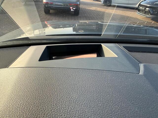 Audi A6 Avant 55 TFSI 340 pk V6 Quattro Design Pro Line Plus S-Line / Nieuwe Motor/ Pano-Dak/ HD-Matrix/ 4W-Sturing/ Head-Up/ Lucht-Vering/ Sport-Stoelen/ Stoel.Verw/ 360-Camera/ Keyless/ 21'' LMV