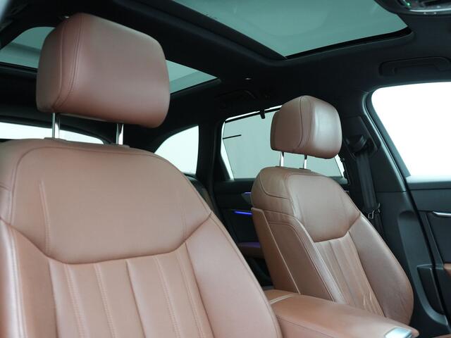 Audi A6 Avant 50 TFSI e Quattro S Line PHEV 300pk Dealer O.H. | Panodak | Adaptive Cruise | Head Up | Camera | Bang & Olufsen | Lederen Comfortzetels Memory & Ventilatie | Sfeerverlichting | Blis | Stoelen & Stuur Verwarmd | Apple Carplay | DAB | Plug In Hybrid |