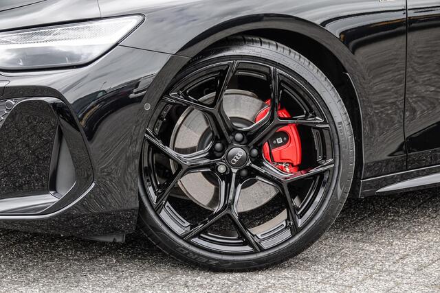 Audi A6 Avant e-hybrid 299Pk | Quattro | Plug-in Hybrid | MMI Bijrijdersdisplay | Tech Plus | 360° Camera | AWD-Besturing | Mythos Black | 21''