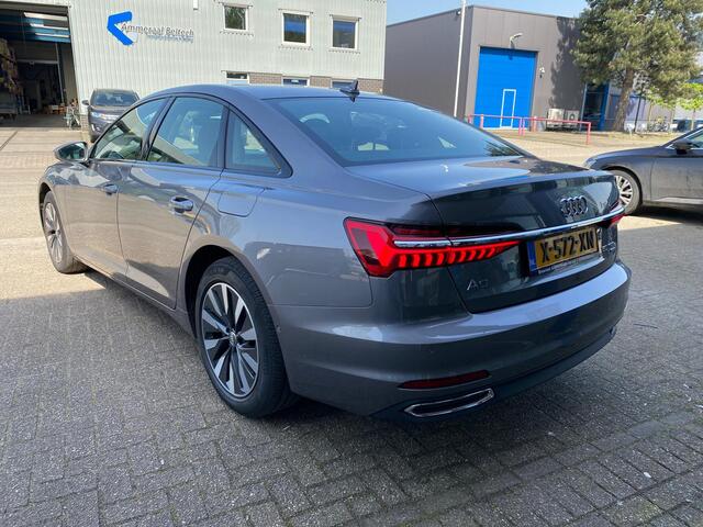 Audi A6 50 TFSI e quattro Business Edition PHEV met 360 camera en Stoelv