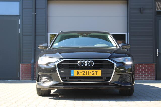 Audi A6 Avant 45 TFSI S edition Nieuwe model digitaal dashbord - 19 Inch - Stoelverwarming - Trekhaak - Cruise control Zwart metallic