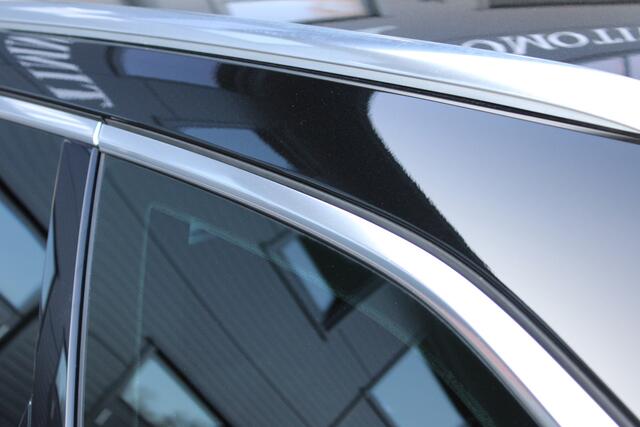 Audi A6 Avant 45 TFSI S edition Nieuwe model digitaal dashbord - 19 Inch - Stoelverwarming - Trekhaak - Cruise control Zwart metallic