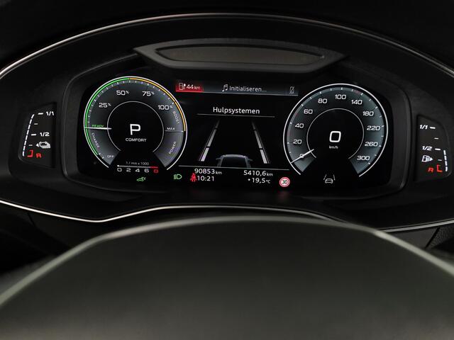 Audi A6 Avant 55 TFSI e quattro Competition 367pk | Navigatie | Matrix koplampen | 19 Inch Lichtmetalen velgen | Sporstoelen | S-line interieur