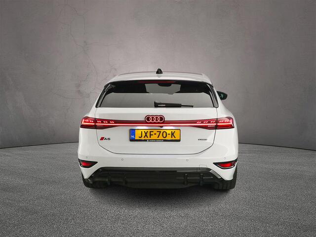 Audi A6 Avant e-tron S edition quattro 100 kWh | Luchtvering | Panorama Dak | Matrix | Camera | Head-up | Winter-pakket | Navigatie-pakket | Interieur-pakket | Tech Pro |