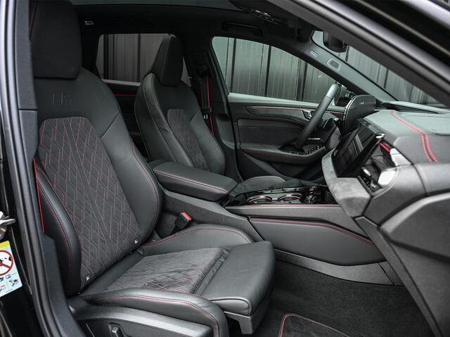 Audi A6 Avant 3.0 TFSI 368PK Quattro S-Edition | Achterasbesturing | B&O | Head-up | Luchtvering | 360 Camera | Carbon inleg | Panoramadak | Soft close | Memory seats | Elektr. verst. stuur |