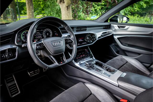 Audi A6 Avant 55 TFSI e Quattro S Line Matrix Led Panorama 21" ACC Trekhaak