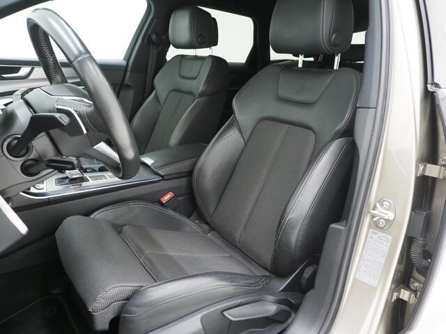 Audi A6 Avant 55 TFSI e quattro Competition Full Black | Keyless | Trekhaak | Adaptive Cruise | Stoelverwarming | Zwarte Hemel | Carplay