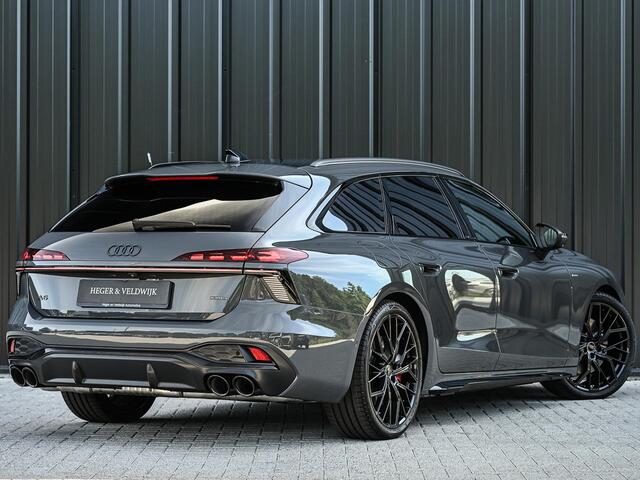 Audi A6 Avant 2.0 e-hybrid quattro S edition Competition | Achterasbesturing | B&O | Carbon inleg | Stoelventilatie en Massage | 5 Jaar garantie | Panoramadak | Soft close | Keyless | Head-up | 360 camera | Passagiers Display |