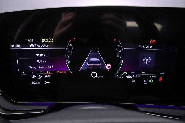 Audi A6 Avant 2.0 e-hybrid quattro S edition Competition | Trekhaak | Adaptieve Cruise | Adaptieve Luchtvering | Panorama Dak | Camera | Head-up | Leder | Bang & Olufsen 3d | Alcanatara-Hemel| Tech pro pakket |