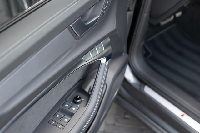 Audi A6 Avant 55 TFSI e quattro Pro Line S Competition B&O|Sportstoelen+|Comfortsleutel|HUD|Fijnnappa|21"|Zwart optiek