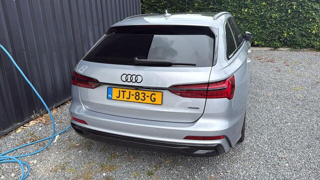 Audi A6 Avant 50 TFSI e quattro S edition ,PANORAMADAK , S-LINE ,BOEKJES , NAP EN ONDERHOUDSHISTORIE