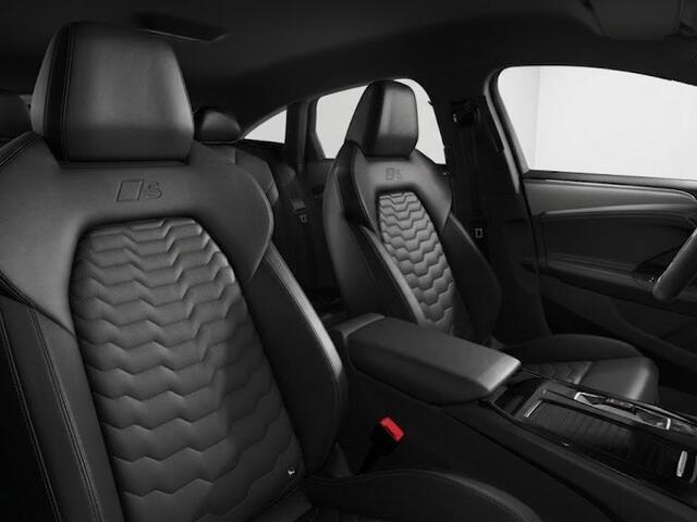 Audi A6 Sportback e-tron Advanced edition 83 kWh 286pk | Trekhaak wegklapbaar | Sportstoelen met lederen bekleding | Verwambare stoelen voor en achter| 20 inch Lichtmetalen velgen
