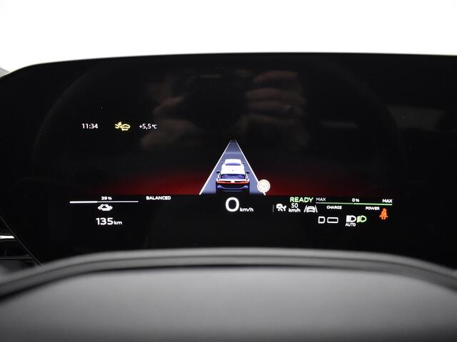 Audi A6 e-tron Avant S edition 83 kWh 286 PK · Tech Pro · 21" LM Velgen · Bang & Olufsen Sound · Panorama-glasdak · Privacy glas · Head up display · Luchtvering · Servosluiting