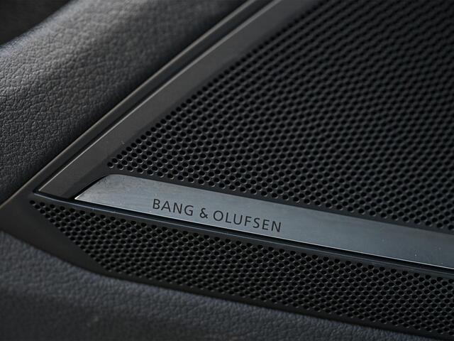 Audi A6 Avant S6 TDI quattro | Panoramadak | HUD | 360 Camera | Achterasbesturing | Adaptive Cruise | Luchtvering | Stuurverwarming | Stoelverwarming V+A | Memory Seats | Soft Close |