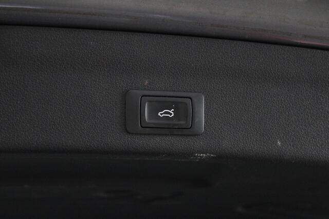 Audi A6 Avant 45 TFSI Sport | LED | Trekhaak | ACC | Camera