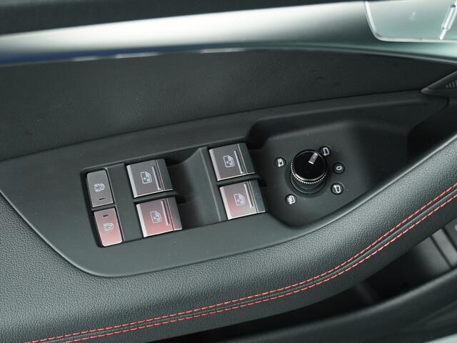 Audi A6 Avant 40TFSi S Edition Competition PanoDak / 21" / Camera / Stoelvw / S line Stiksels