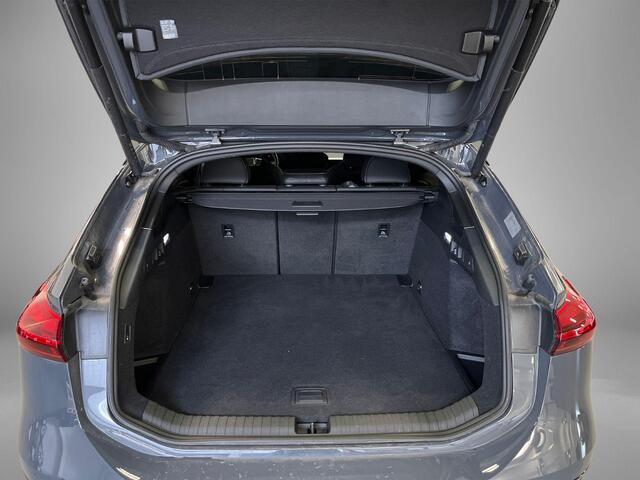 Audi A6 Avant e-tron 367pk edition performance 100 kWh · Warmtepomp · 360 Camera · Luchtvering · Wegklapbare Trekhaak · Stoel-& Stuurverwarming · 21'' Inch · Garantie t/m 10-12-2030 of 100.000km