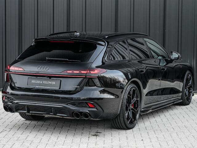 Audi A6 Avant 3.0 TFSI 368PK Quattro S-Edition Panoramadak | Luchtvering | Head-up display | 6-cilinder | Stoelgeheugen | 4-Wiel besturing | Tech Pro | Adaptive cruise control | B&O audio | S-stoelen | Ambiance verlichting | Carbon inleg | Styling kit | 4-Zone climate