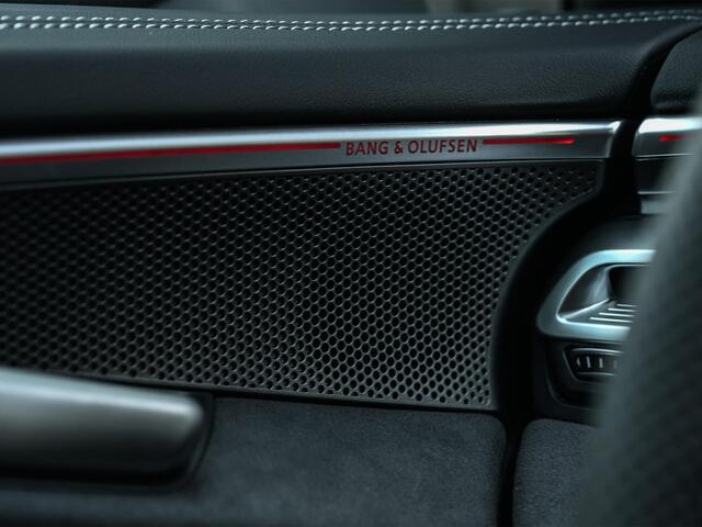 Audi A6 Avant 2.0 e-hybrid quattro S edition | Panoramadak | 5 jr Garantie | B&O | Achterasbesturing | Ambiance Interieur | 360 Camera | Trekhaak | Memory-Seats | Stoelverwarming | Passagiers Display | Active Cruise |