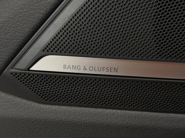 Audi A6 Avant 55 TFSI e quattro Competition 367PK Trekhaak|B&O|Matrix|HeadUp|Sfeer|Camera|Panorama