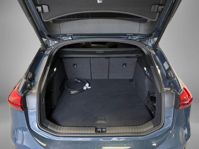 Audi A6 Avant e-tron S edition 83 kWh 286pk · SOH 99,5% · Panoramadak · Luchtvering · Camera · SONOS Sound · Head-Up Display · Elek. Achterklep · Stoelverwarming · Garantie t/m 06-10-2030 of 100.000km