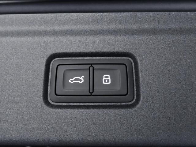 Audi A6 e-tron S edition 83 kWh 286 PK · Optiek zwart · Trekhaak elek. wegklapbaar · Lederen bekleding · 21'' LM velgen · Winterpakket
