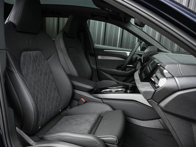 Audi A6 Avant 2.0 e-hybrid quattro S edition Competition | 367pk | Panoramadak | Achterasbesturing | 360 Camera | Memory Seat | Adaptive Cruise | Ambiance Interieur | Trekhaak | Passagiers Display |