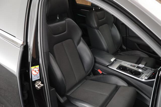 Audi A6 Avant 55 TFSIe 367pk quattro Competition Stoelverwarming Panoramadak Camera Trekhaak
