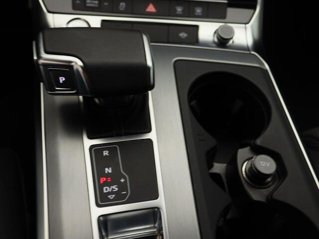 Audi A6 Avant 45 TFSI S edition Trekhaak-pakket | incl. winterbandenset | Veiligheids-pakket | alarmsysteem | Autonomous Emergency Braking |bots herkenning en activatie | cruise control | electronic climate control | LED koplampen | lederen/stof bekleding | lichtmetalen velgen 5-spaaks 19"| navigatiesysteem full map | S Line exterieur | airco separaat achter | lichtmetalen velgen 5-spaaks 19" | voorstoelen verwarmd |