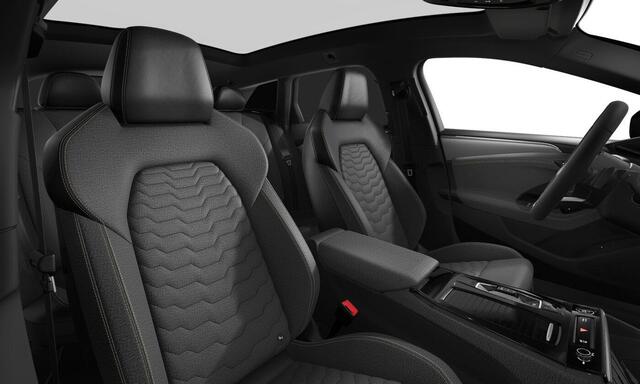 Audi A6 Avant e-tron S edition performance 100 kWh | Luchtvering | Trekhaak | Panoramadak | Matrix LED | 360 camera | Adapt Cruise | Elektr stoelen | Keyless Entry