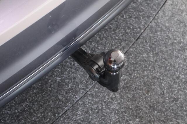 Audi A6 Avant 45 TFSI 245pk Sport Lease edition Trekhaak Memory Stoelverwarming Navigatie