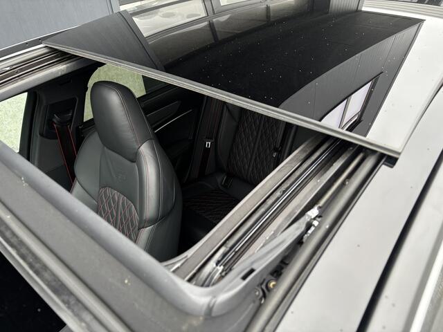 Audi A6 Avant 55 TFSIe quattro S-line Competition RS seats