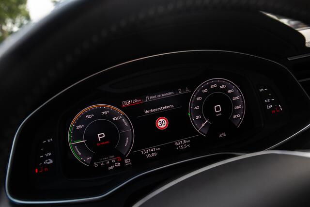 Audi A7 Sportback 55 TFSI e quattro Competition , Panoramadak, Head-up Display, S7 Diffuser, RS-seats