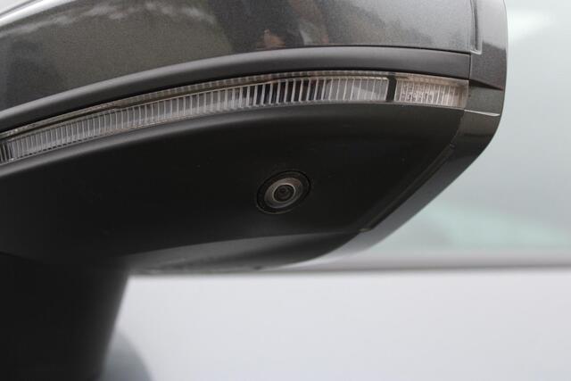 Audi A7 Sportback 55 TFSI quattro Pro Line S | Incl. 12 maanden garantie | Schuif/kantel panorama dak | 360° camera | Head-up display | Wegklapbare trekhaak | Matrix koplampen | Soft close | Memory zetels | Dode hoek detectie | Elektrische achterklep | Bowers & Wilkens | Standkachel |