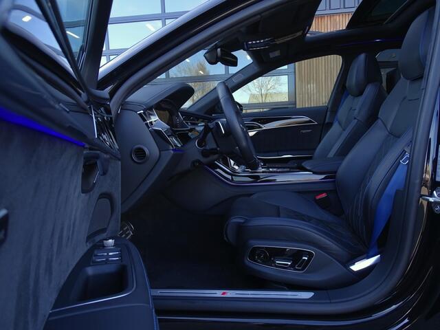 Audi A8 60 TFSie 449PK Quattro / Audi Exclusive / Matrix / B&O / 360°