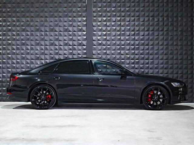 Audi A8 60 TFSI e quattro Lang Pro Line | Pano | 22" | AWS | Laser | 5-zitter | Servo | B&O | HUD | Vent.+Mass. | Side | All Black |
