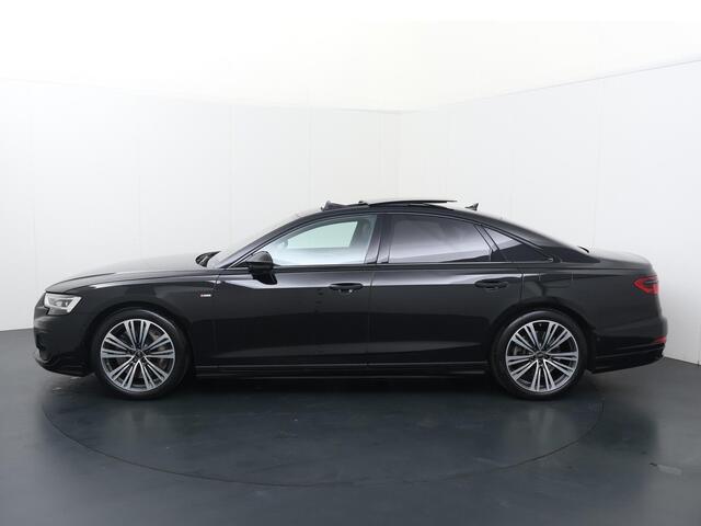 Audi A8 60 TFSI e quattro | 462 PK | Panoramadak | 360 graden Area view | Head-up display | S line | Nachtzicht assistent | Lederen bekleding | Stoel massage | Stoel ventilatie |