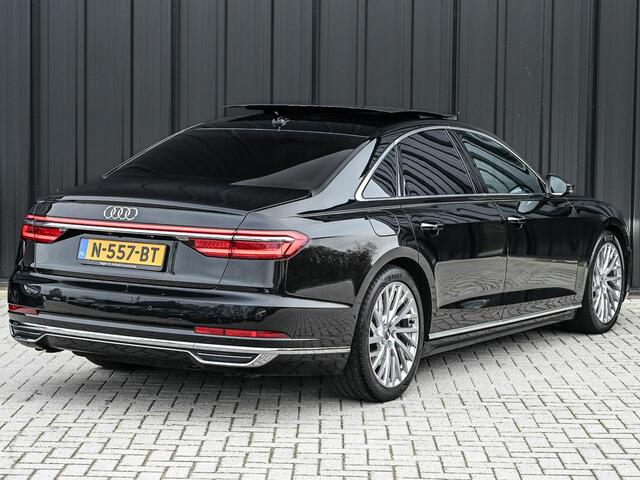 Audi A8 55 TFSI quattro Pro Line Plus | LUCHTVERING | STANDKACHEL | VIRTUAL COCKPIT | LUCHTVERING | ADAPTIVE CRUISE | STOELVERWARMING EN -VENTILATIE | MASSAGE | 360 CAMERA | PANORAMADAK | LED | STUURVERWARMING | HEAD-UP | AMBIANCE INTERIEUR | SOFT-CLOSE |