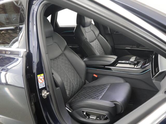 Audi A8 60 TFSI e quattro | Panoramadak | MATRIX-LED | Ele.verstelbare comfortstoelen + Geheugen | HUD | 360 Camera | Adaptieve Cruise Control | Ele. kofferdeksel | Vierwielbesturing | Stoelventilatie + massage | B&o Audio | Softclose | Luchtvering |