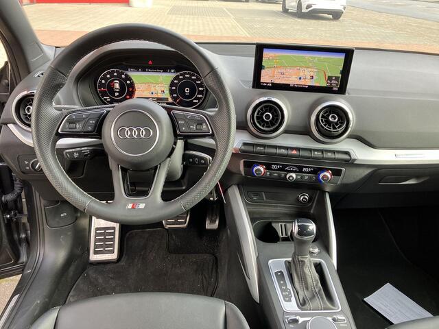 Audi Q2 35 TFSI 150pk S-Tronic S Edition · Matrix LED · Camera · ACC · Apple/Android Car Play · Navigatie · Zwart Optiek · Sportstoelen · P-Sensoren · Virtual Cockpit · Garantie t/m 23-04-2028 of 100.000km
