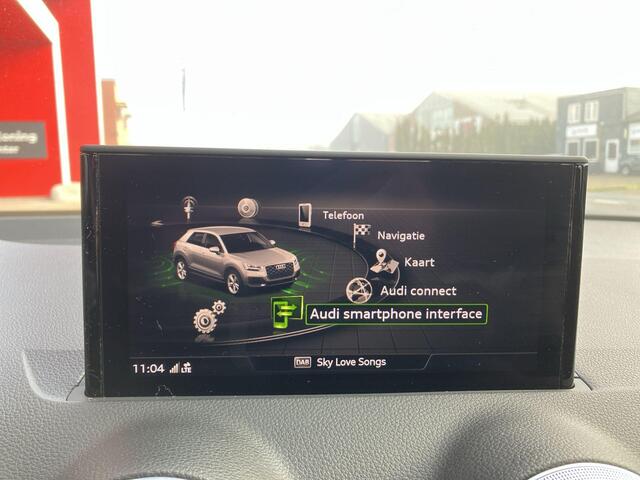 Audi Q2 35 TFSI 150pk S-Tronic S Edition · Matrix LED · Camera · ACC · Apple/Android Car Play · Navigatie · Zwart Optiek · Sportstoelen · P-Sensoren · Virtual Cockpit · Garantie t/m 23-04-2028 of 100.000km