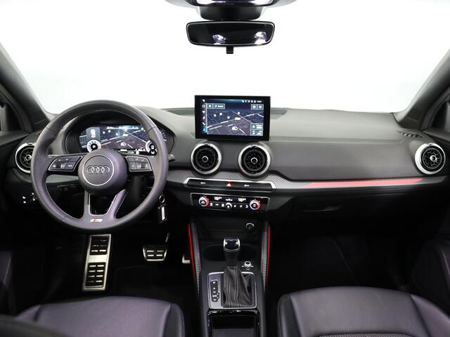 Audi Q2 35 TFSI S Edition Private lease vanaf ¤629,- pm | 150 pk S-tronic | Verlengde garantie | Navigatie | Parkeersensoren achter | Adaptieve cruise control | Matrix LED koplampen | S-line |